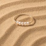 Mini Pearls Ring