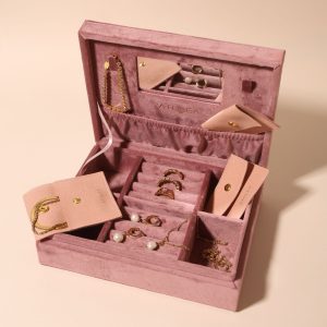 velvet-box-jewelry.jpg