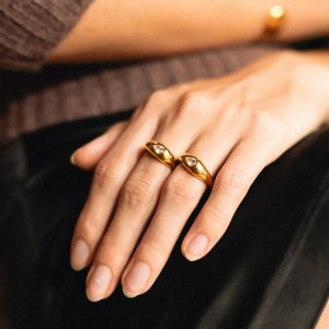 zircon-ring-set.jpg